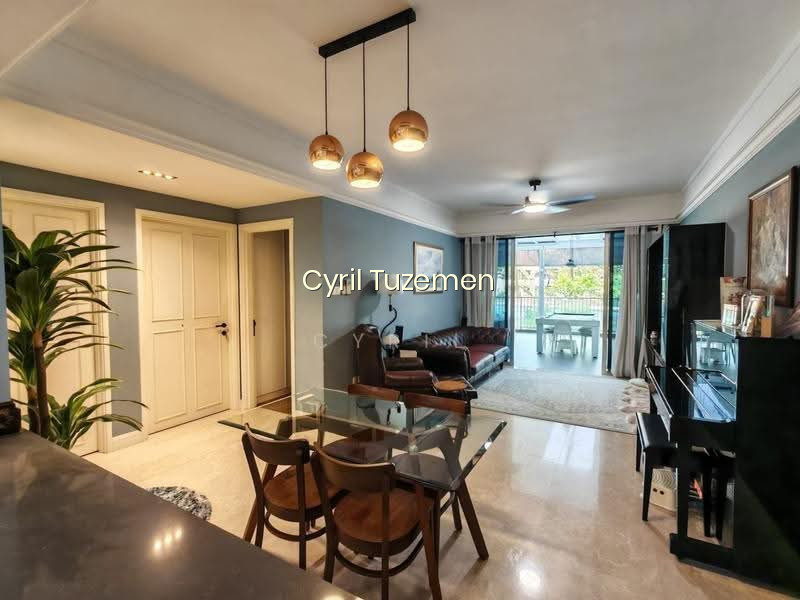 THE PARC CONDOMINIUM image 1 of 10