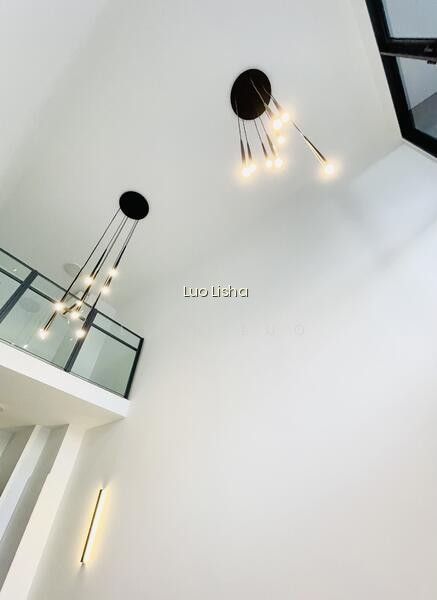 UPTOWN @ FARRER photo 2