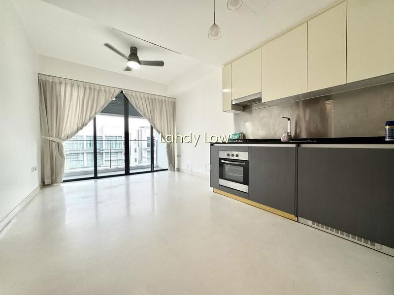 HEDGES PARK CONDOMINIUM photo 2