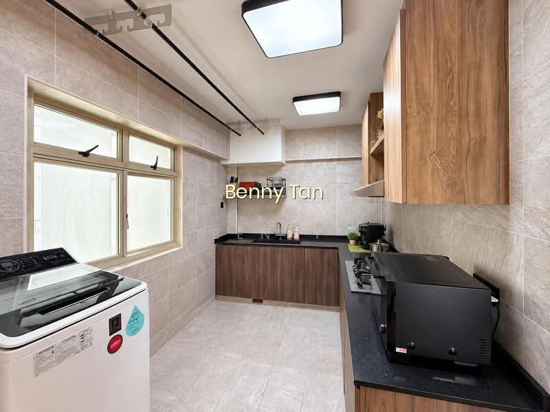 407A FERNVALE ROAD photo 6