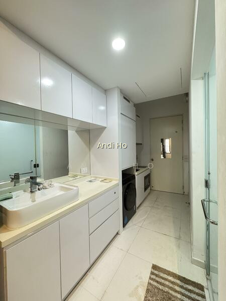#1 SUITES (ONE SUITES) image 1 of 10
