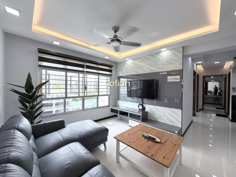 119A CANBERRA CRESCENT photo 2