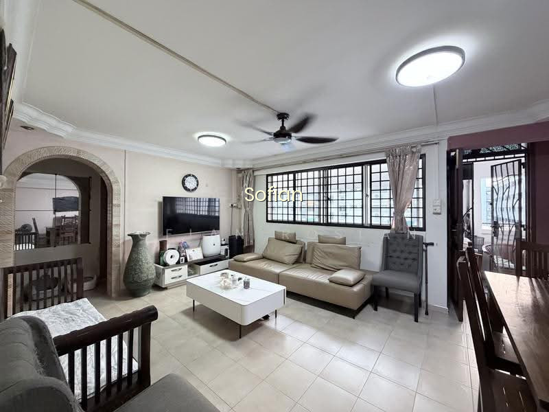 459 TAMPINES STREET 42 photo 4