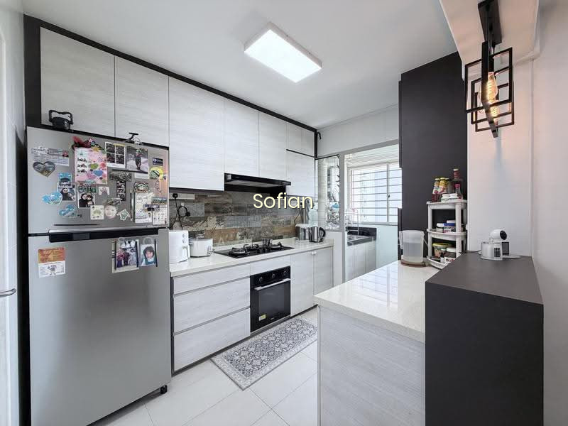 492G TAMPINES STREET 45 photo 5