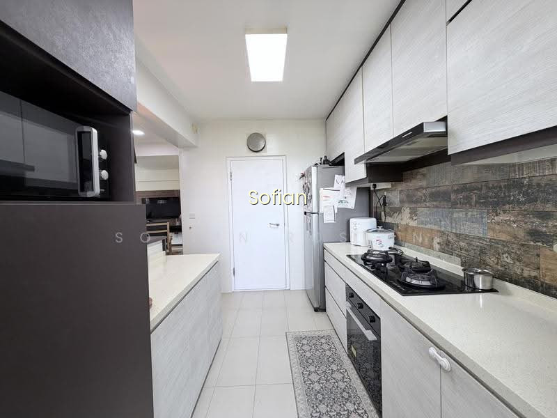 492G TAMPINES STREET 45 photo 6