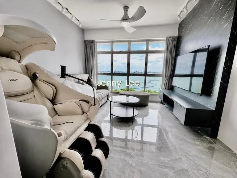 421B Northshore Drive image 1 of 10