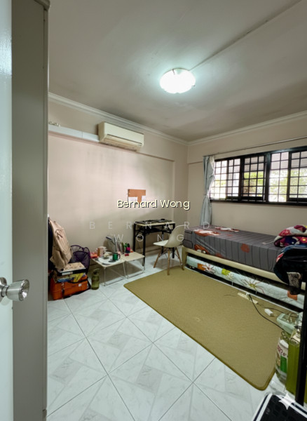 318 JURONG EAST STREET 31 photo 4