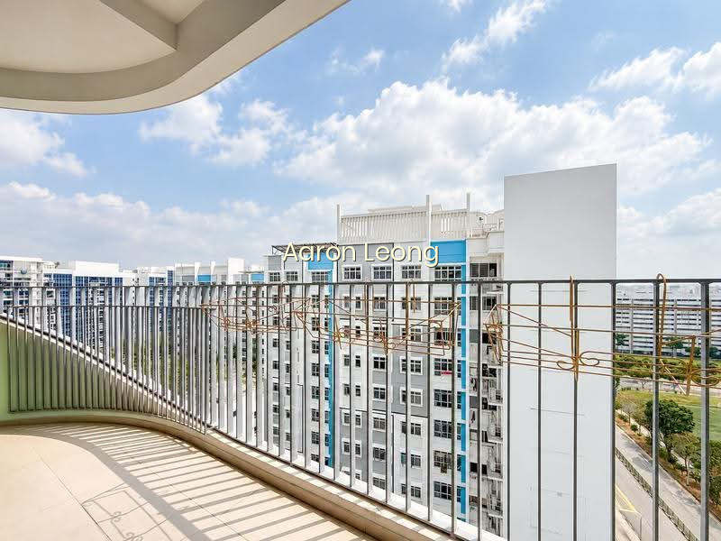 ARC AT TAMPINES photo 2