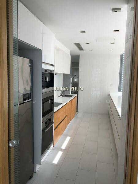 HELIOS RESIDENCES photo 3
