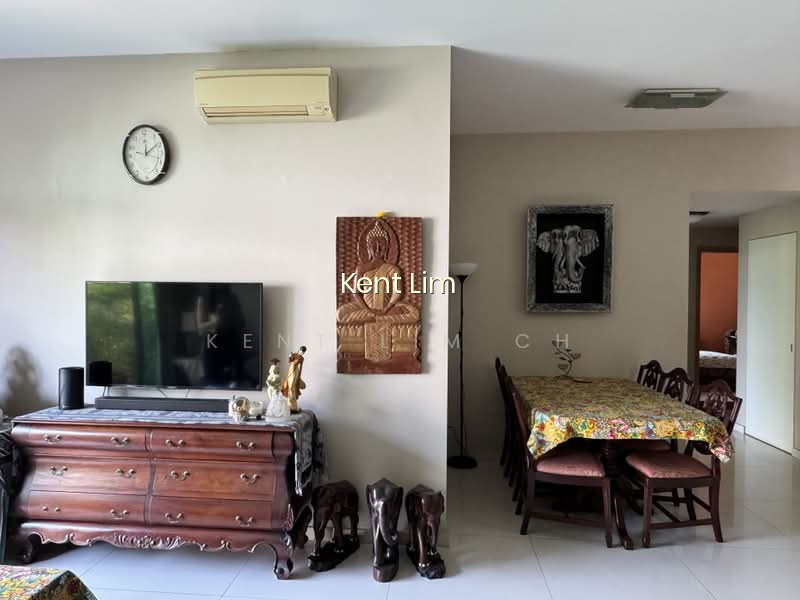 VARSITY PARK CONDOMINIUM photo 4