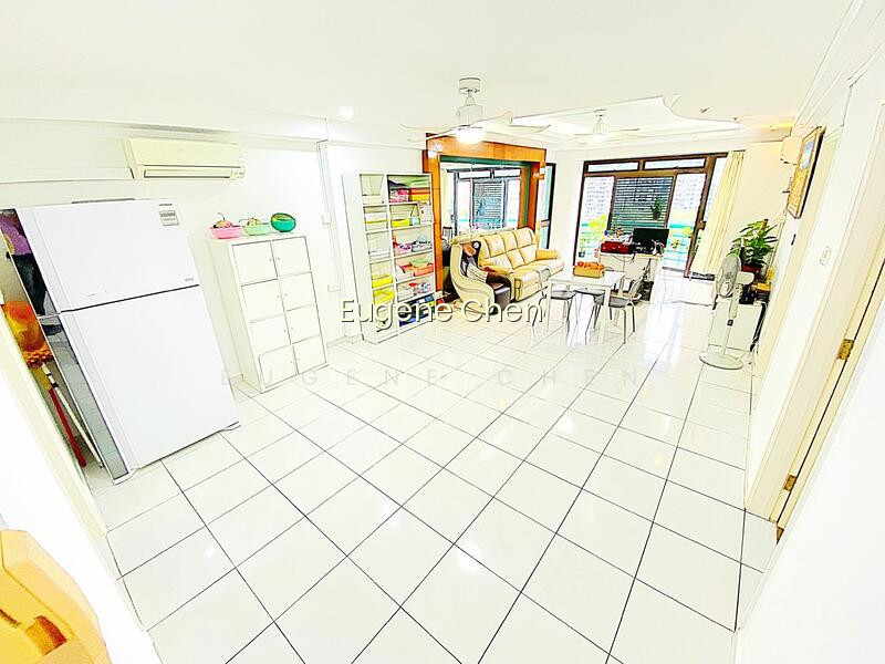 The Tanamera photo 2