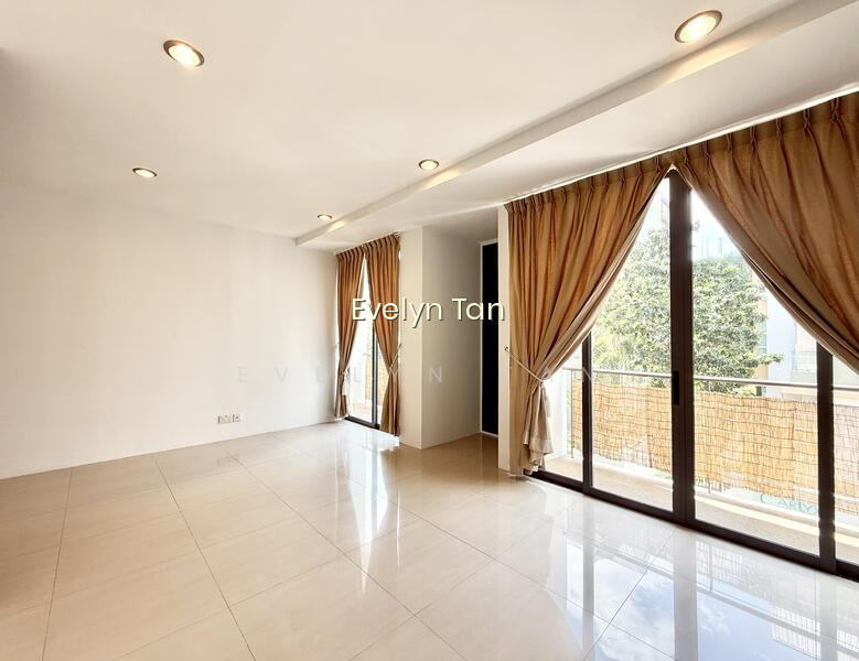 CARLYX RESIDENCE photo 3