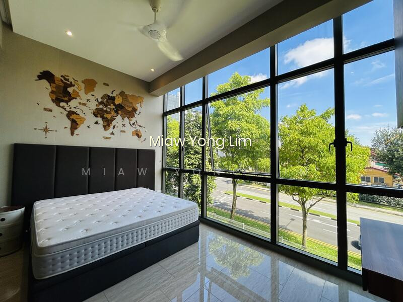 STRATUM image 1 of 10