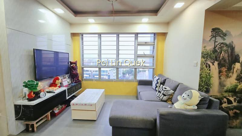 785B WOODLANDS RISE image 1 of 7