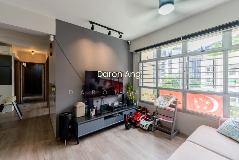 874B TAMPINES STREET 85 photo 2