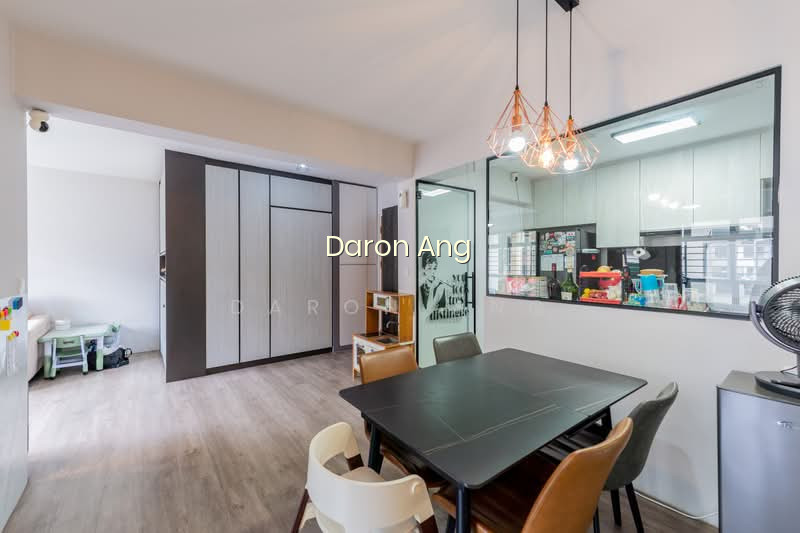 874B TAMPINES STREET 85 photo 4
