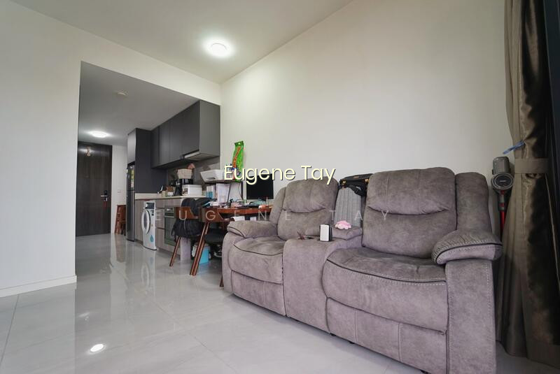 RIVERFRONT RESIDENCES photo 4