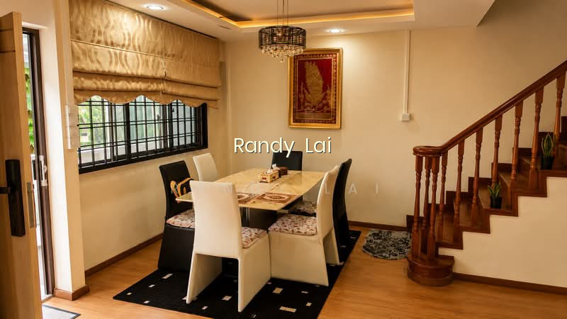 711 PASIR RIS STREET 72 photo 3