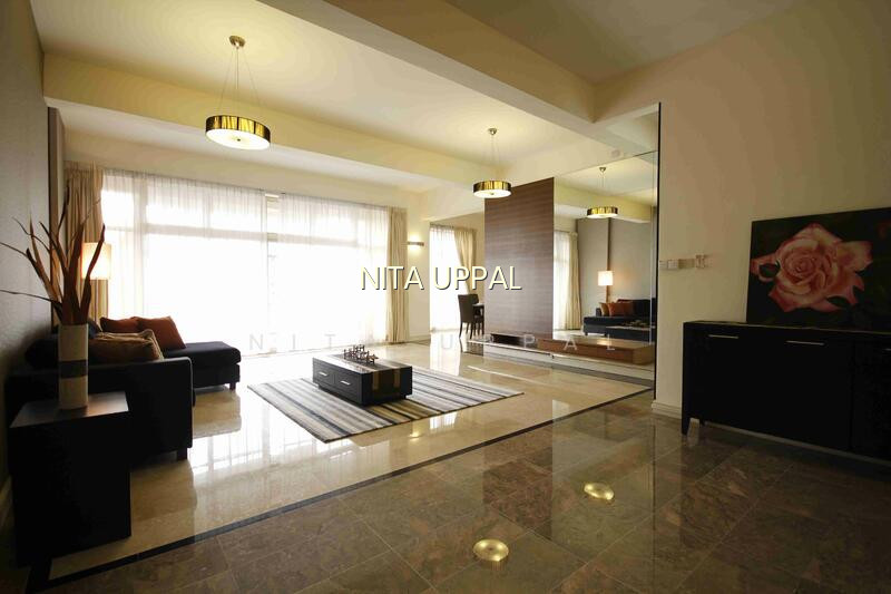 Leonie Condotel photo 3