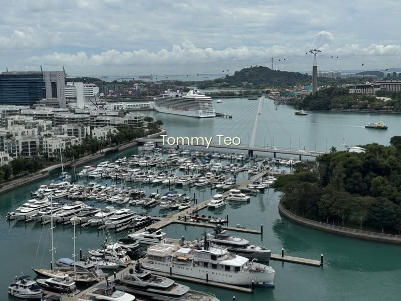 REFLECTIONS AT KEPPEL BAY