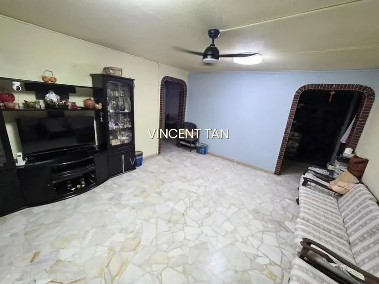 158 Tampines Street 12 image 1 of 10