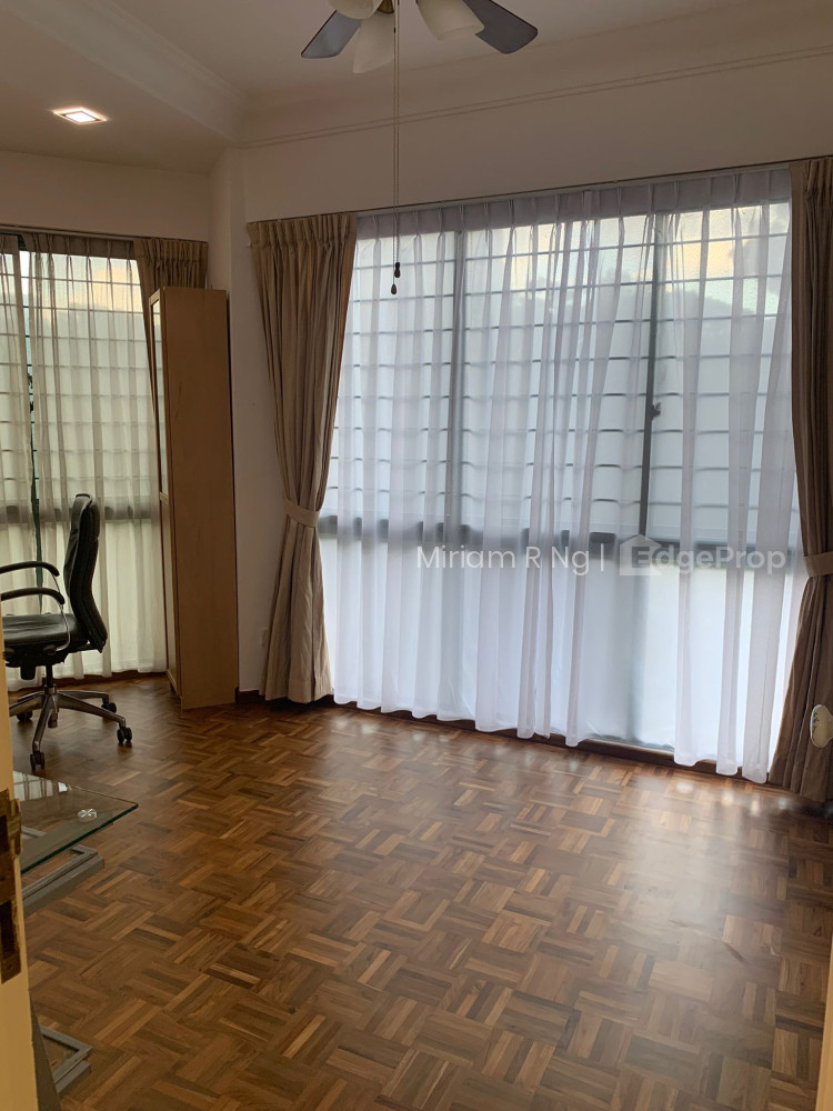West Bay Condominium photo 5