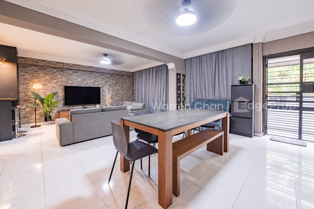 361 TAMPINES STREET 34 photo 3