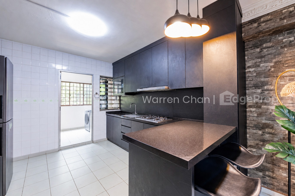 361 TAMPINES STREET 34 photo 6