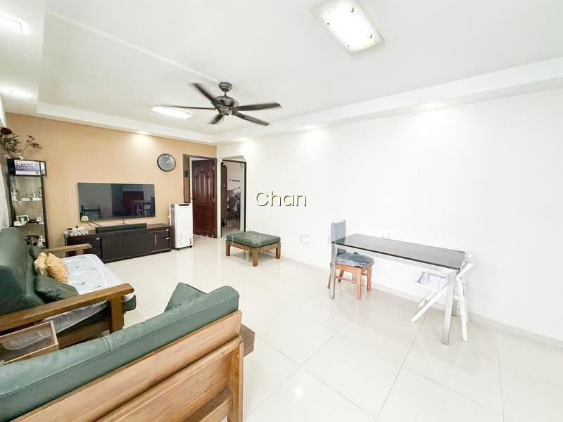 323C SENGKANG EAST WAY photo 3