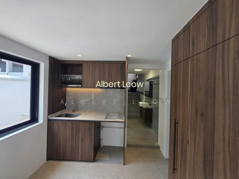 82 Tiong Poh Road photo 5