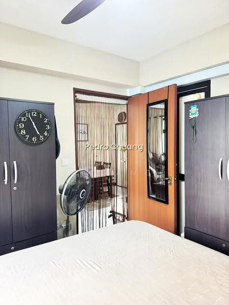 180B BOON LAY DRIVE photo 5