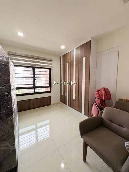 63B LENGKOK BAHRU photo 4