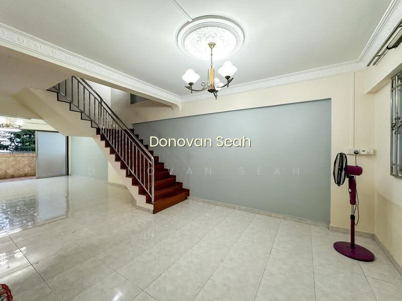 142 SERANGOON NORTH AVENUE 1 photo 3