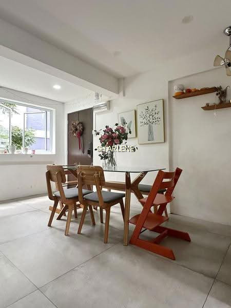236 LORONG 1 TOA PAYOH photo 2