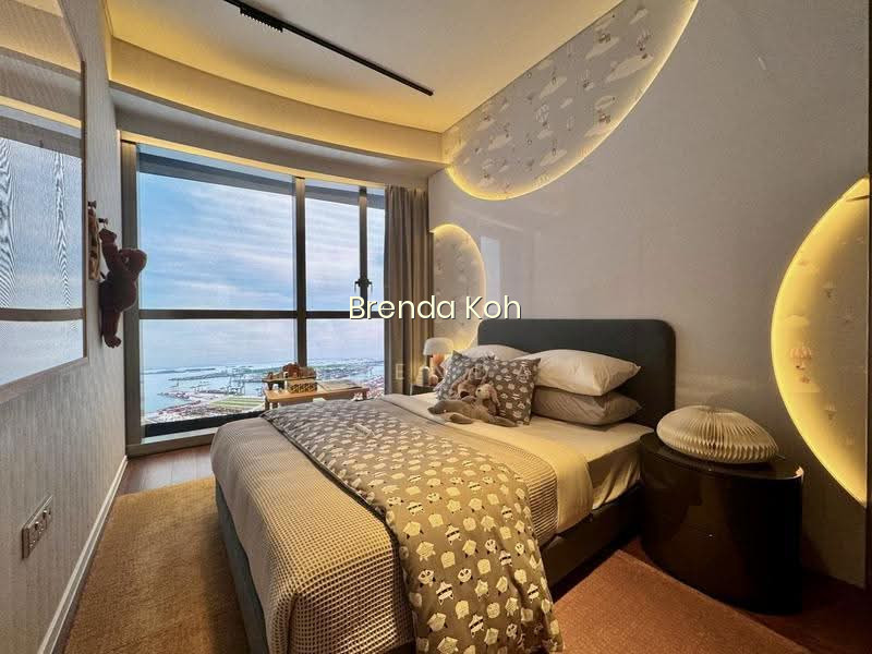 Newport Residences photo 4