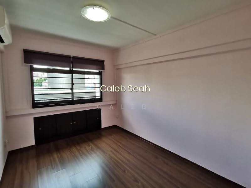 55 STRATHMORE AVENUE photo 4
