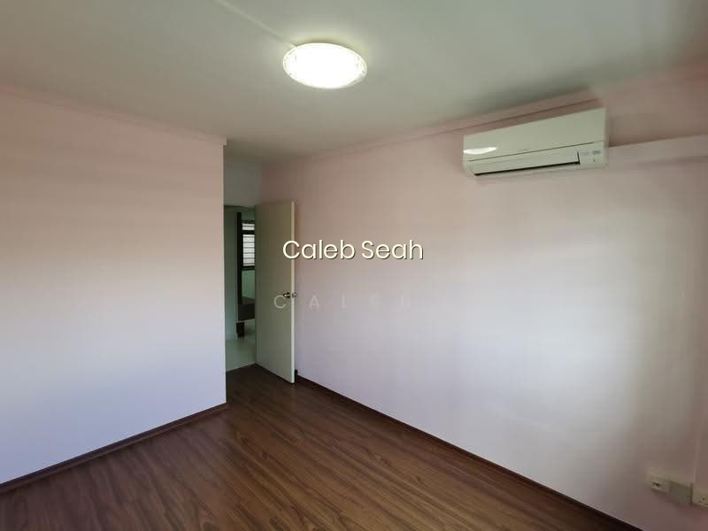 55 STRATHMORE AVENUE photo 5