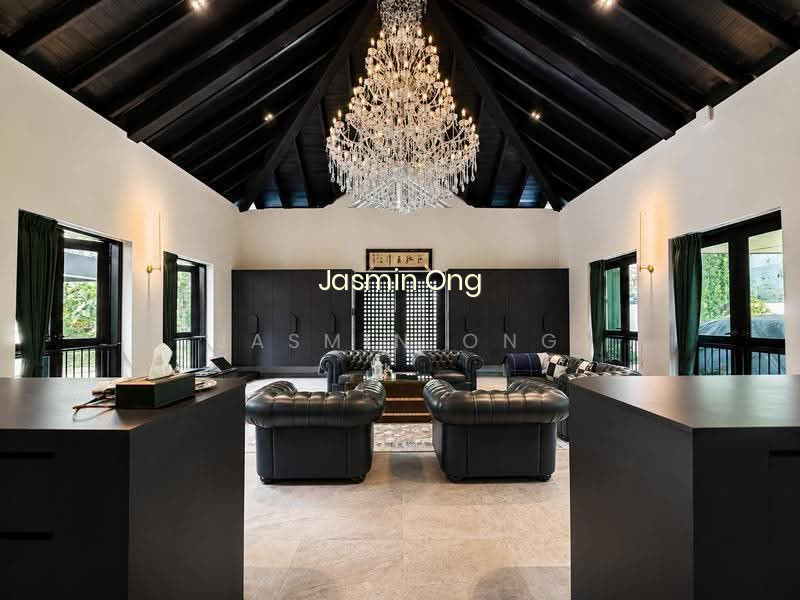 9386*7644 JASMIN TASTEFULLY APPOINTED GCB DENHAM image 1 of 6