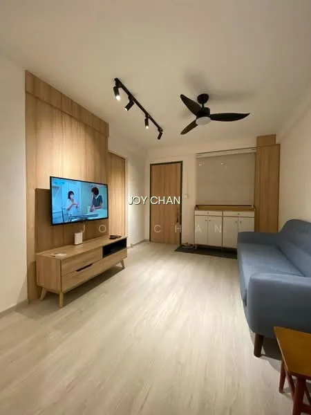 305 Serangoon Avenue 2 image 1 of 10