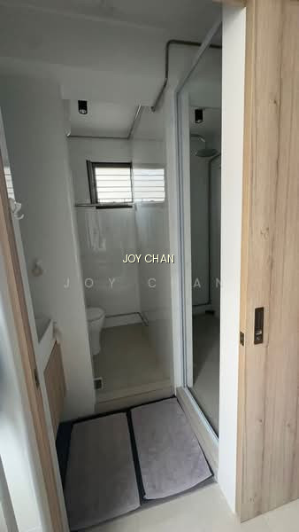 305 SERANGOON AVENUE 2 photo 6