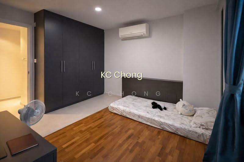 339A SEMBAWANG CLOSE photo 4