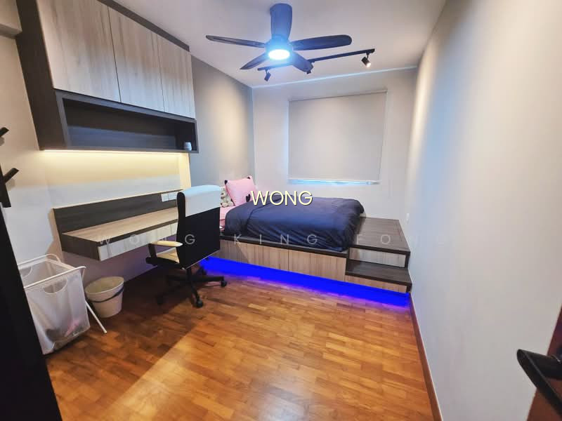 296 PUNGGOL CENTRAL photo 6
