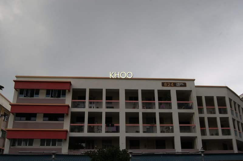 824 TAMPINES STREET 81 photo 4