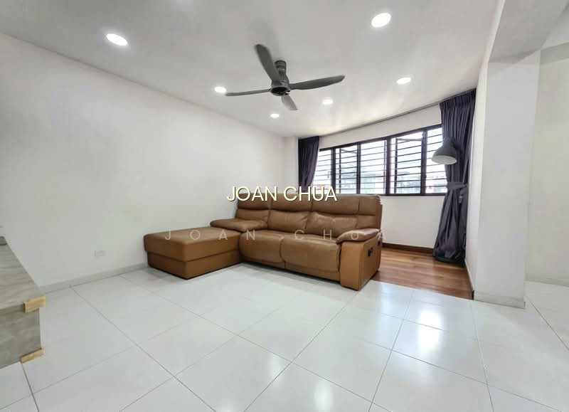 656C JURONG WEST STREET 61 photo 2