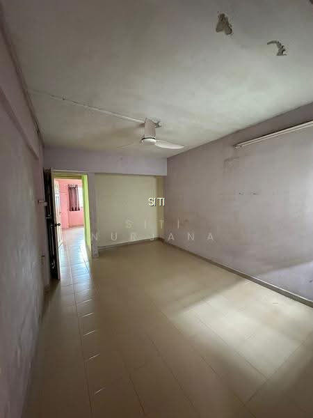 141 TAMPINES STREET 12 photo 3