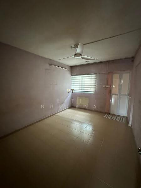141 TAMPINES STREET 12 photo 6