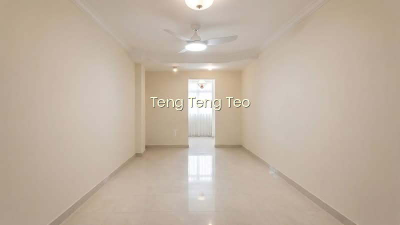 168 STIRLING ROAD photo 6