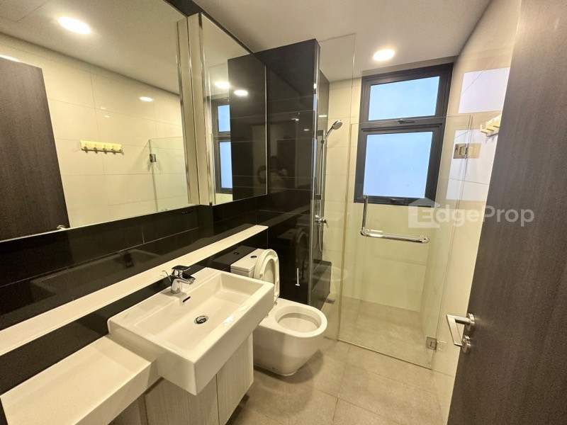GEM RESIDENCES photo 5