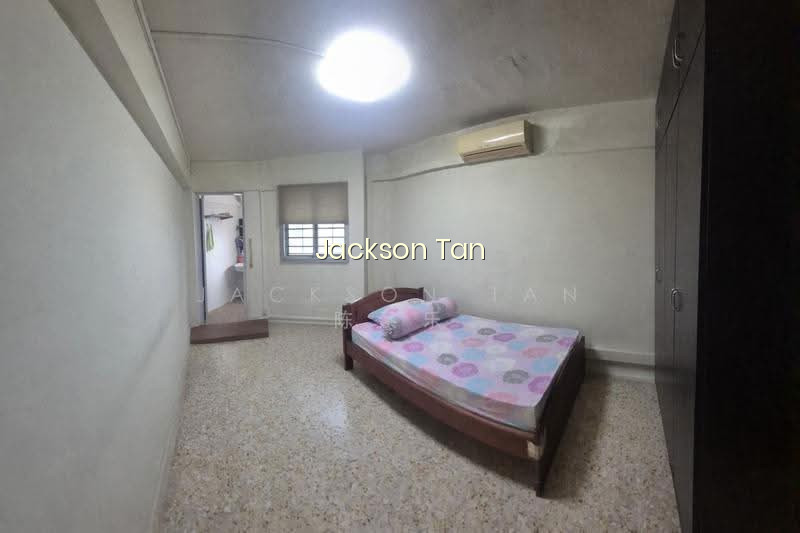 328 HOUGANG AVENUE 5 photo 3