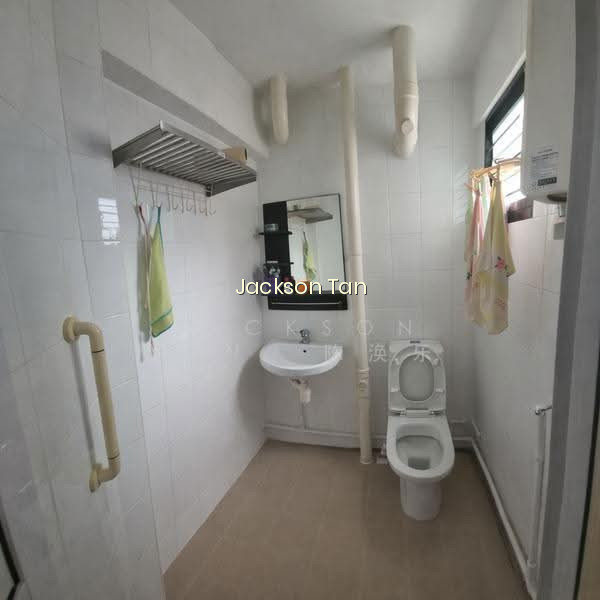 328 HOUGANG AVENUE 5 photo 6